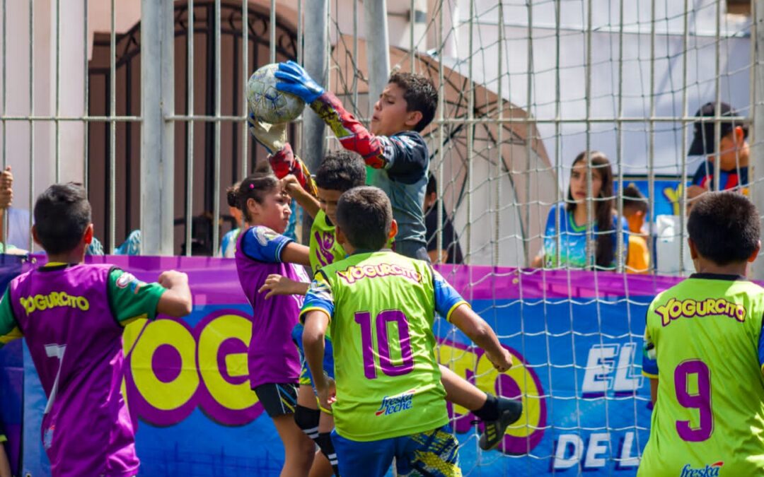 Fiesta deportiva por cuenta de la Copa Yogurcito.