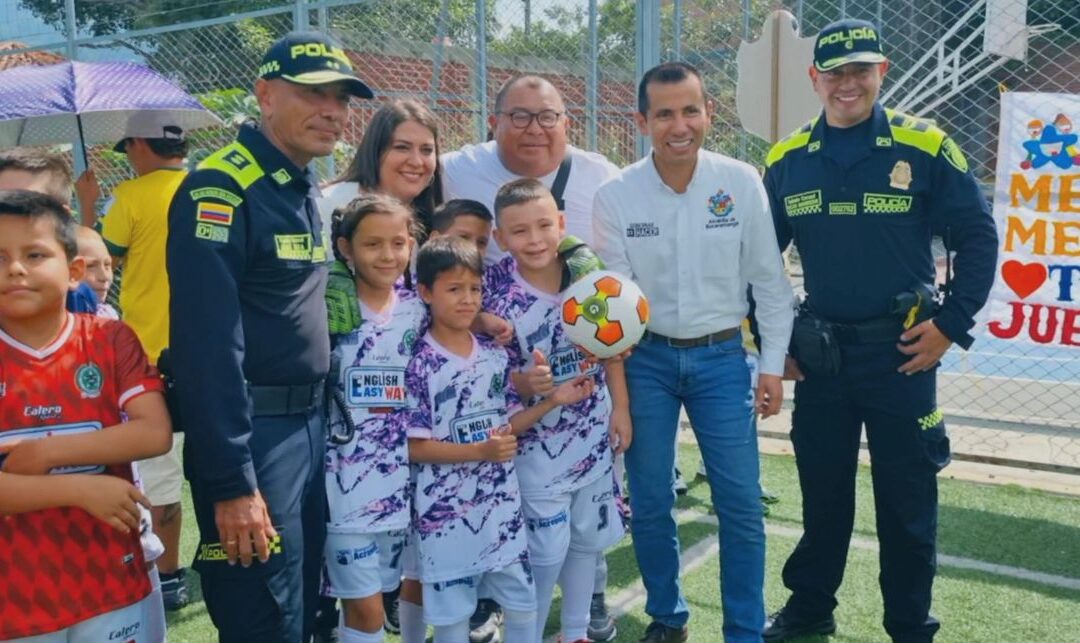 La Policía Nacional inaugura el Campeonato Relámpago Infantil Mixto #SoyTolerante